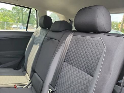 Used 2021 Volkswagen Tiguan S FWD image 10