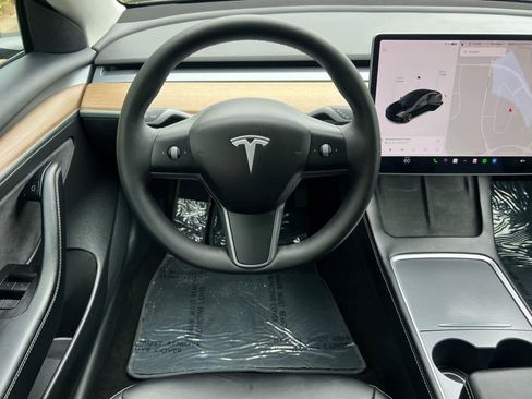 Used 2021 Tesla Model 3 Long Range AWD/4WD image 14