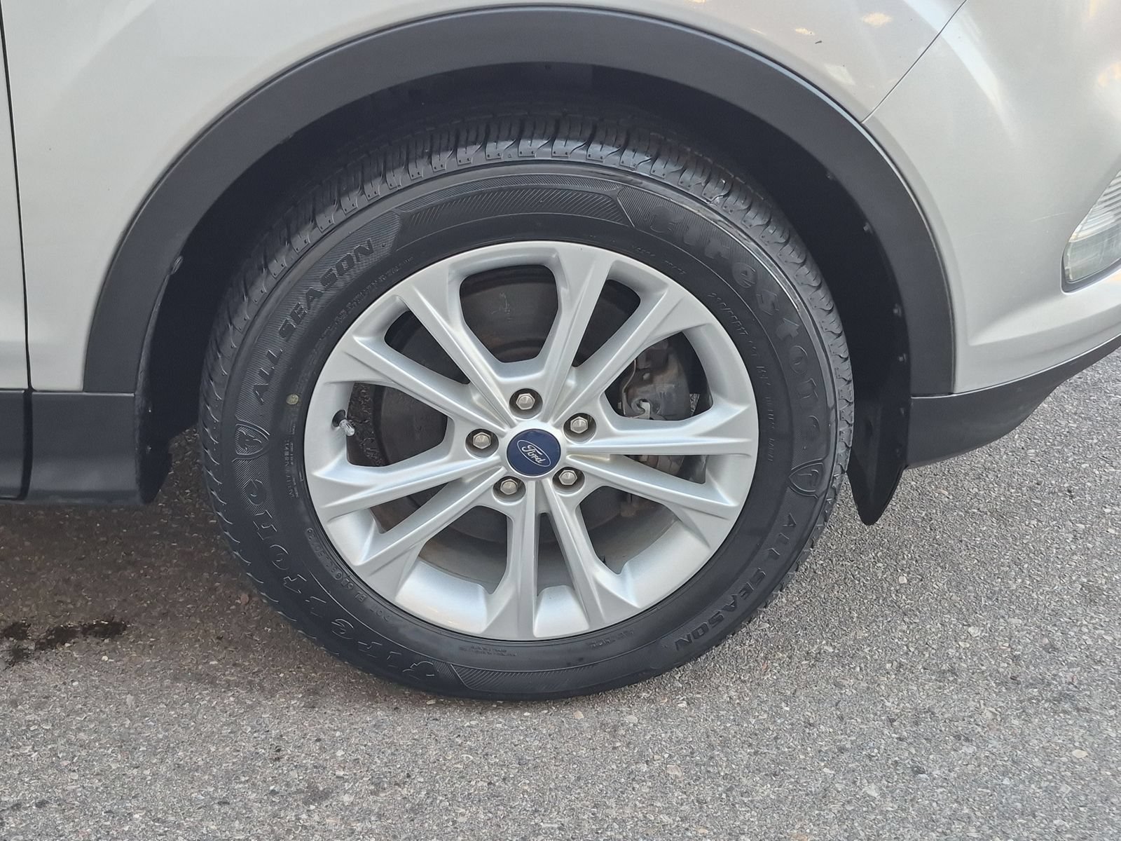 Used 2018 Ford Escape SE AWD/4WD image 15