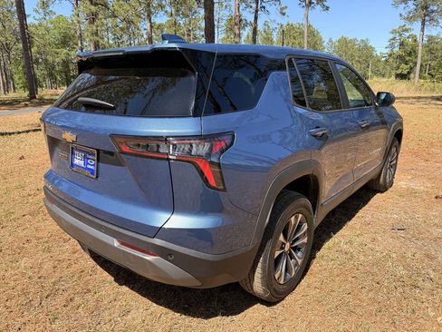 Used 2025 Chevrolet Equinox LT FWD image 5