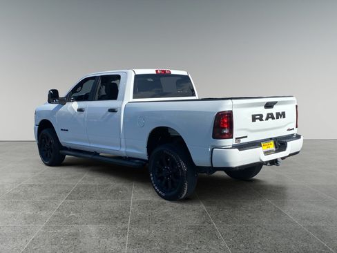 Used 2025 RAM 2500 Big Horn AWD/4WD image 3