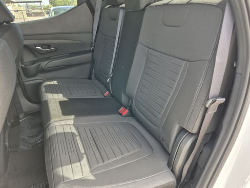 New 2026 Hyundai Santa Cruz SE FWD image 18