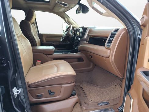 Used 2020 RAM 3500 Limited image 23