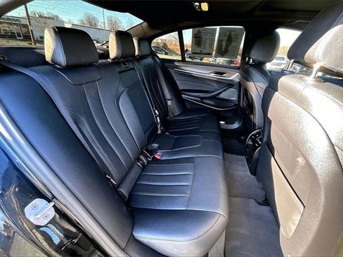 Used 2023 BMW 530i xDrive w/ Premium Package image 25