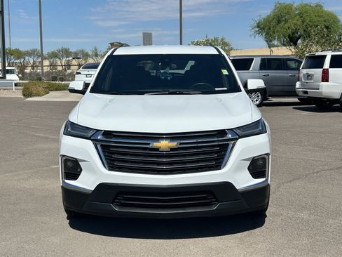 Certified 2023 Chevrolet Traverse LT FWD image 8