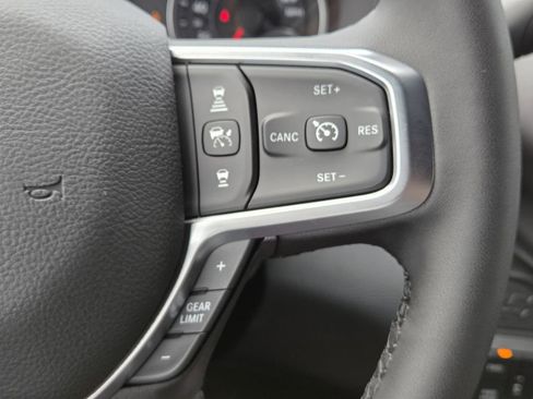 New 2026 RAM 3500 Big Horn AWD/4WD image 27