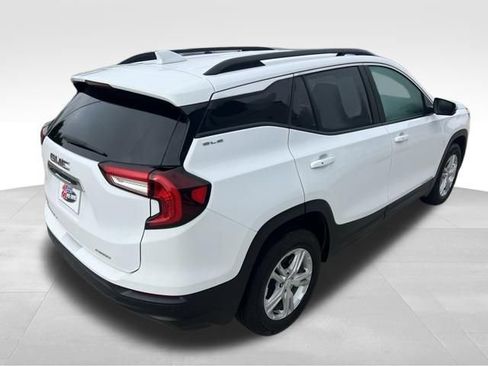 Used 2024 GMC Terrain SLE w/ Driver Convenience Package AWD/4WD image 10