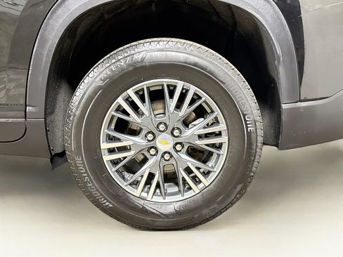 Used 2024 Chevrolet Traverse LT AWD/4WD image 28