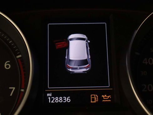 Used 2016 Volkswagen GTI S FWD image 5