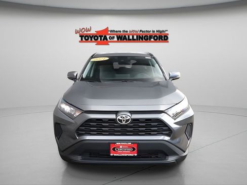 Used 2021 Toyota RAV4 LE image 7