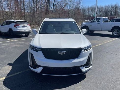 Used 2021 Cadillac XT6 Sport AWD/4WD image 5