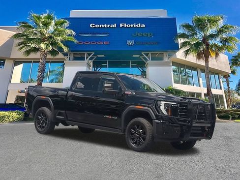 Used 2026 GMC Sierra 2500 AT4 w/ AT4 Premium Plus Package AWD/4WD image 2