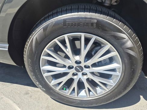 Used 2026 Genesis GV80 2.5T RWD image 8