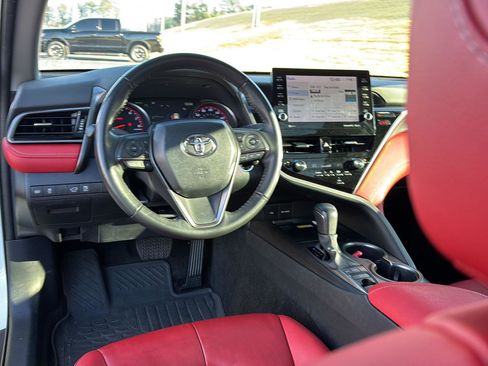 Used 2023 Toyota Camry XSE image 16