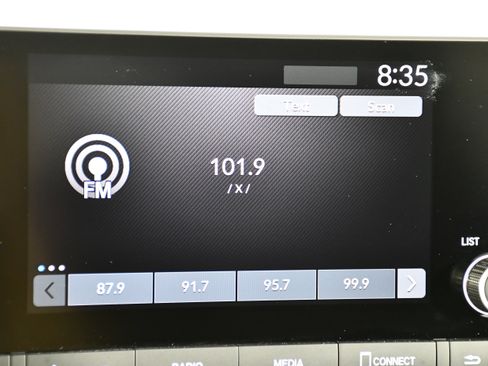 Certified 2024 Honda HR-V Sport image 26