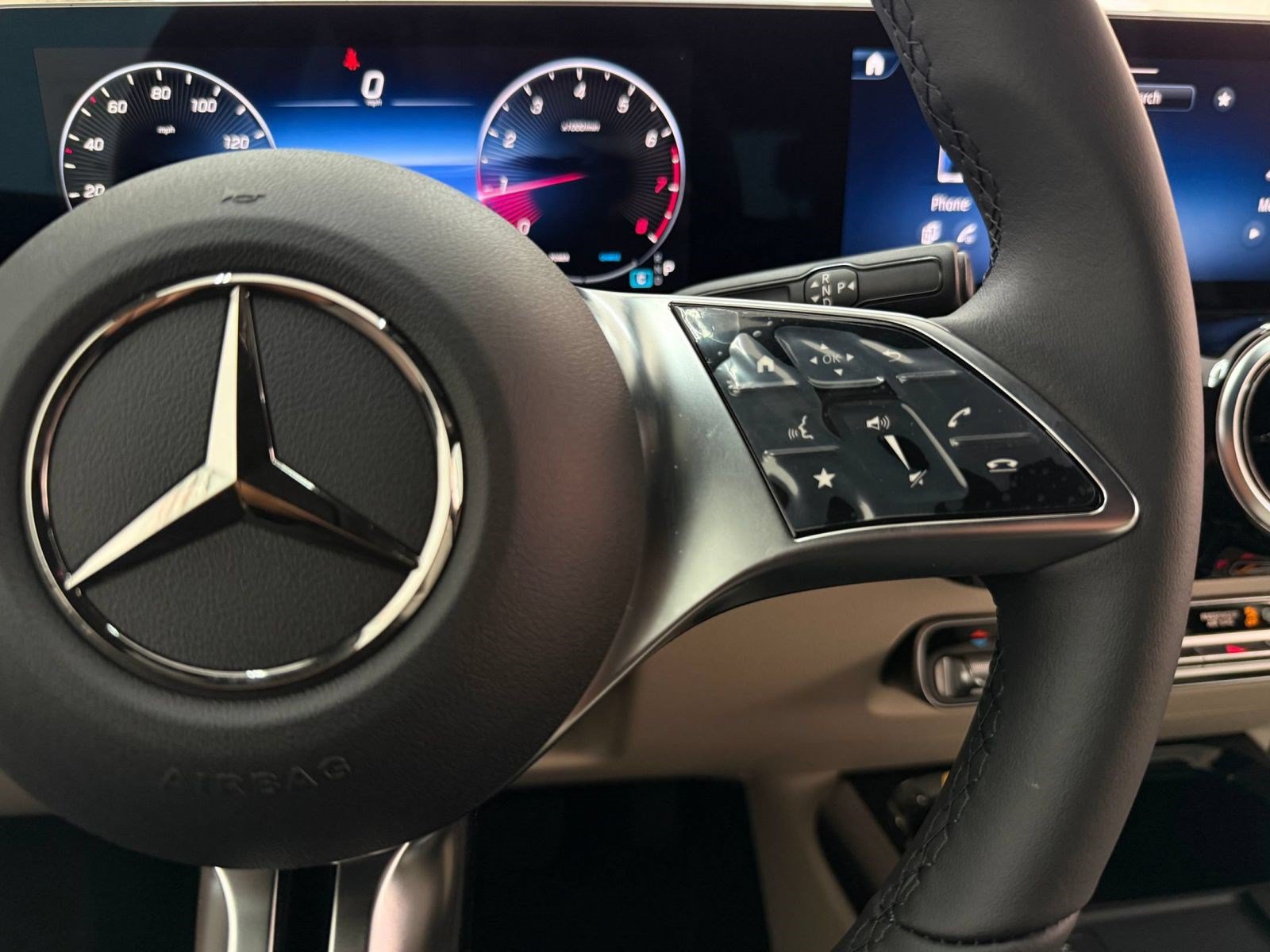 New 2026 Mercedes-Benz GLA 250 image 14