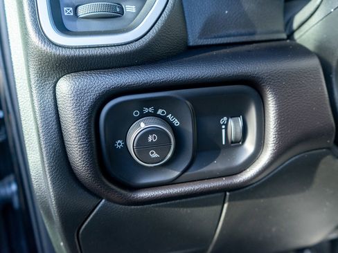 Used 2024 RAM 2500 Big Horn w/ Night Edition image 15