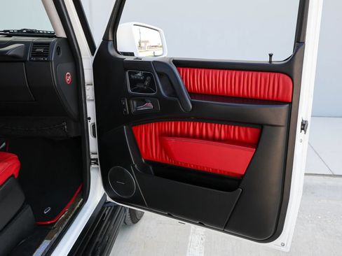 Used 2018 Mercedes-Benz G 550 image 18
