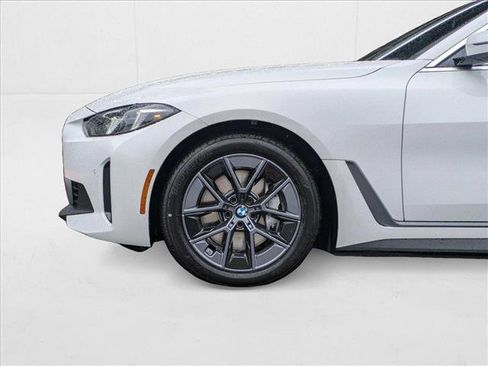 Used 2025 BMW i4 xDrive40i w/ Premium Package image 10