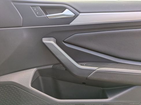 Used 2025 Volkswagen Jetta Sport image 30