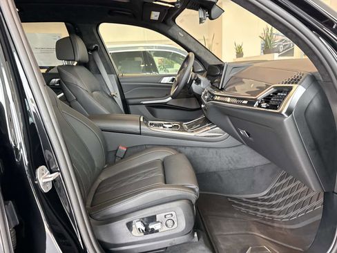 New 2026 BMW X7 M60i AWD/4WD image 16