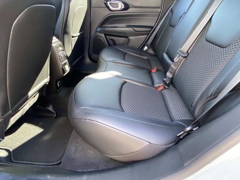 New 2026 Jeep Compass Latitude image 10