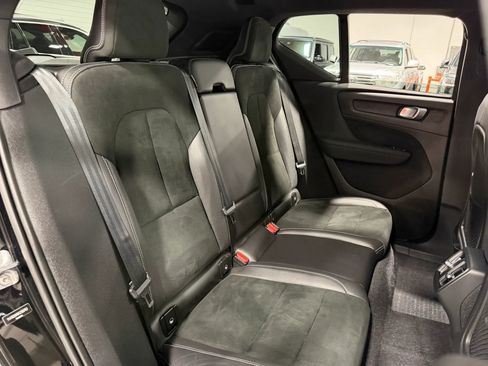 Used 2019 Volvo XC40 T5 R-Design AWD/4WD image 44