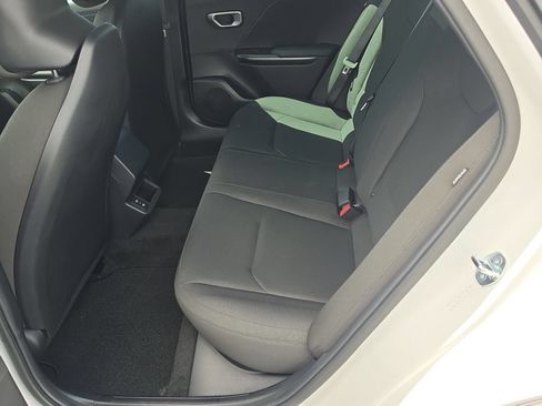 New 2026 Kia K4 FWD image 15