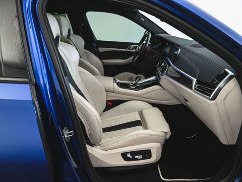 Used 2021 BMW X6 M Base w/ Competition Package image 39