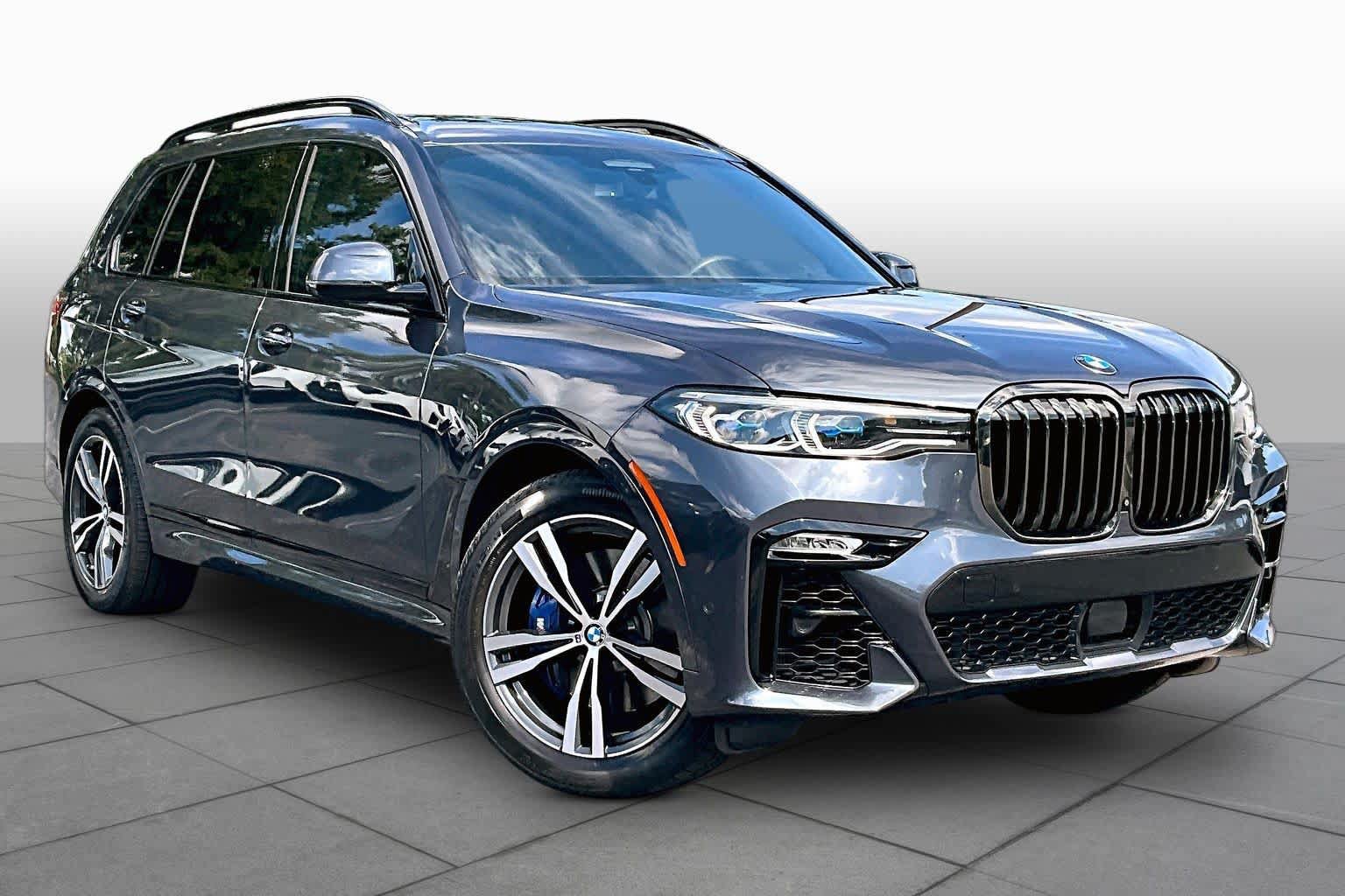 Used 2022 BMW X7 M50i w/ Dynamic Handling Package AWD/4WD image 3