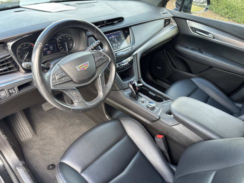 Certified 2023 Cadillac XT5 Luxury image 19