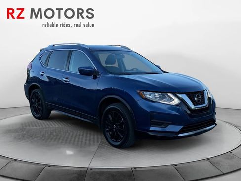 Used 2018 Nissan Rogue SV AWD/4WD image 7