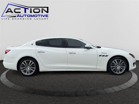 Used 2022 Maserati Quattroporte Modena image 9
