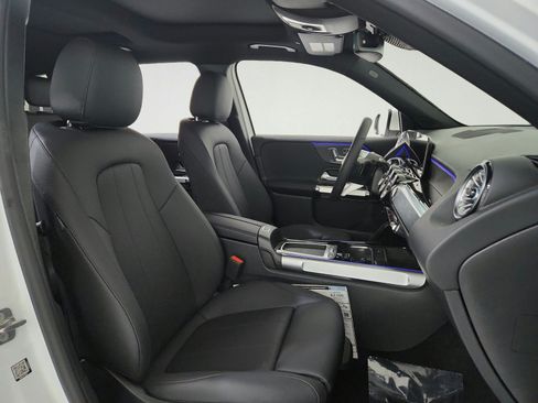 Certified 2026 Mercedes-Benz GLB 250 image 20