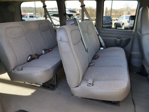 Used 2007 GMC Savana 1500 AWD Passenger w/ LT Preferred Equipment Group image 8
