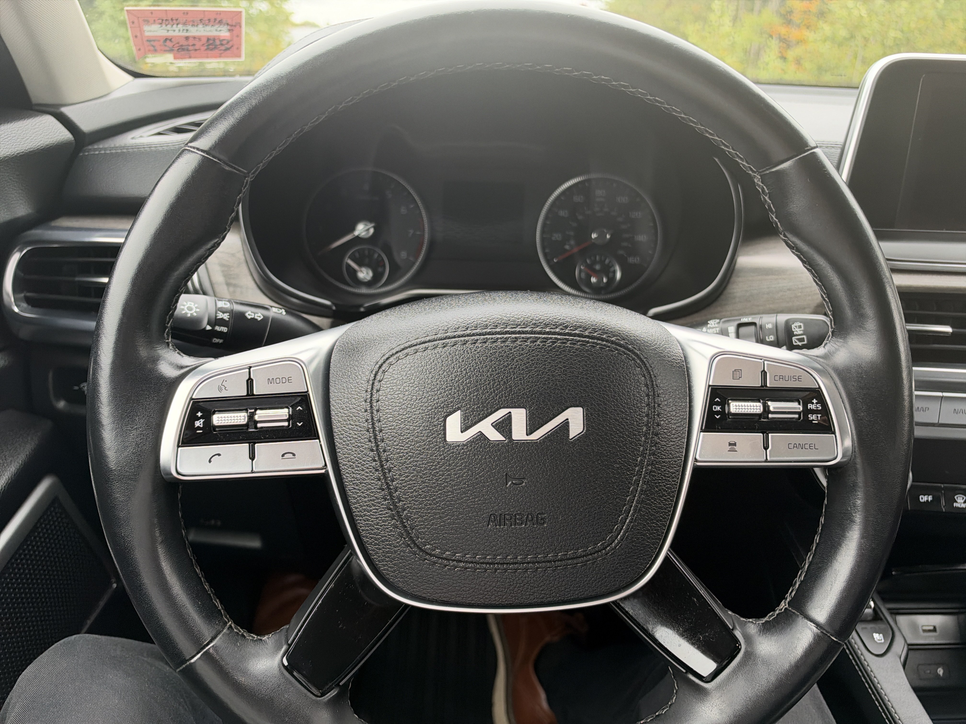 Used 2022 Kia Telluride EX w/ EX Premium Package AWD/4WD image 22