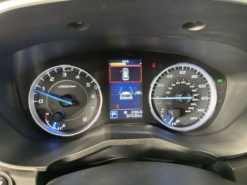 Used 2019 Subaru Ascent Limited AWD/4WD image 17
