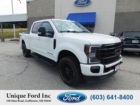 Used 2021 Ford F250 Lariat image 2
