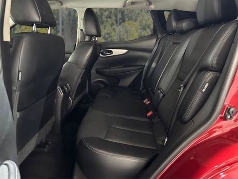 Used 2020 Nissan Rogue Sport SL image 10