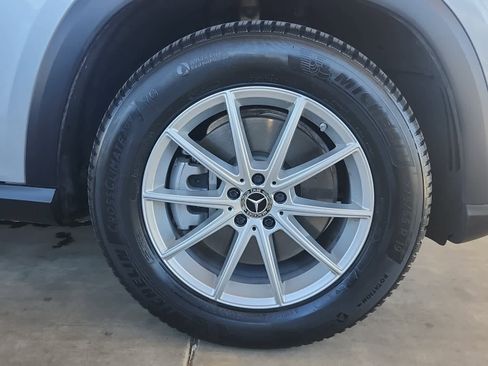 Used 2024 Mercedes-Benz GLE 450 4MATIC image 10