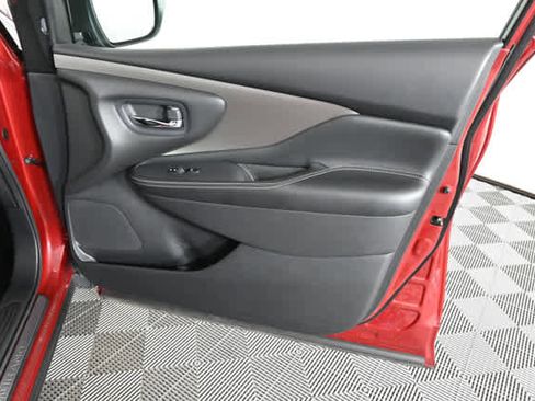 Used 2020 Nissan Murano SV image 10