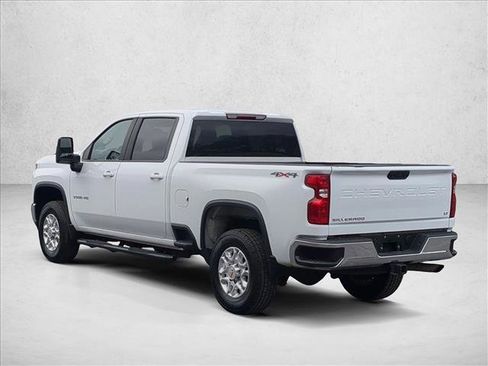 Used 2021 Chevrolet Silverado 3500 LT image 8