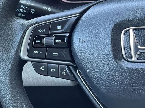 Used 2022 Honda Accord LX image 29