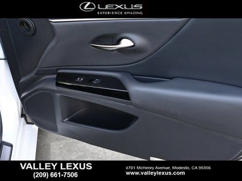 Certified 2025 Lexus ES 350 w/ Premium Package FWD image 20