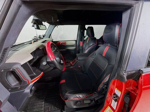 Used 2023 Ford Bronco Wildtrak AWD/4WD image 12