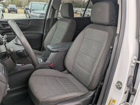 Used 2022 Chevrolet Equinox LT image 12