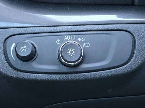 Used 2017 Buick Encore Preferred image 14