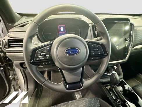 Used 2026 Subaru Forester Premium AWD/4WD image 11