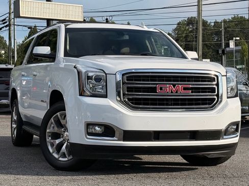 Used 2020 GMC Yukon XL SLE w/ SLE Value Package RWD image 7