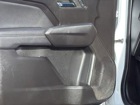 Used 2023 Chevrolet Colorado LT image 23